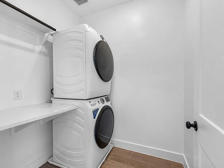 15106 Post Oak Falls Ln — Photo 18