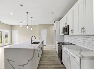 2204 Albert Broadfoot St, Bonham, TX 75418