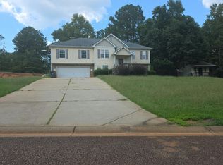 100 Ayden Cir SE, Milledgeville, GA 31061
