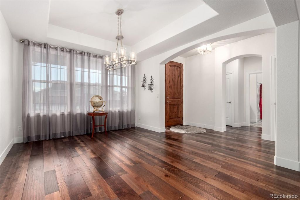 909 signal Court