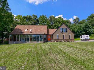 855 Horn Rd, Red Lion, PA 17356