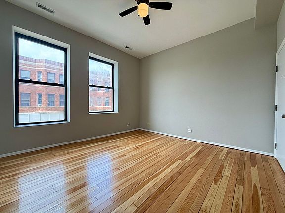 4th image of 556 W 37th St #2D