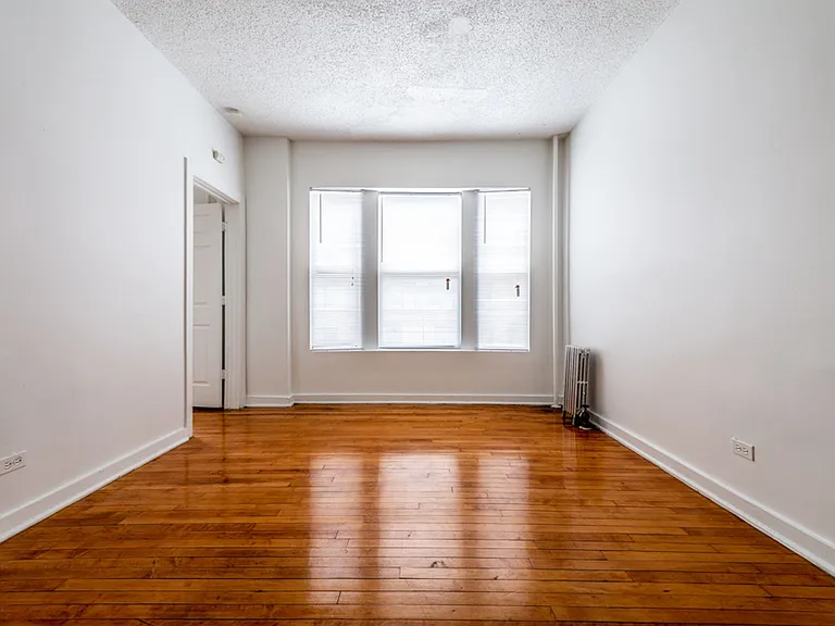 7643 S Stewart — Photo 30