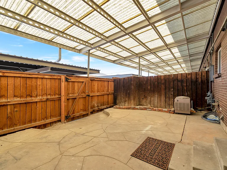4042 S Yosemite St — Photo 15