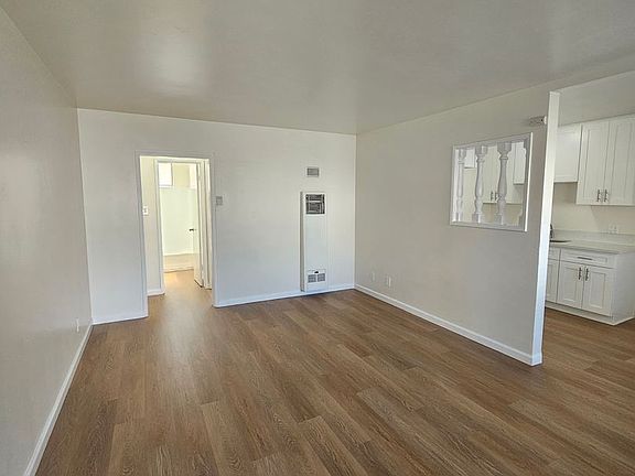 2nd image of 2151 Pasadena Ave APT 3