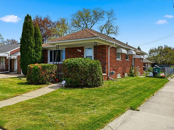 2nd image of 18004 Holland Ave