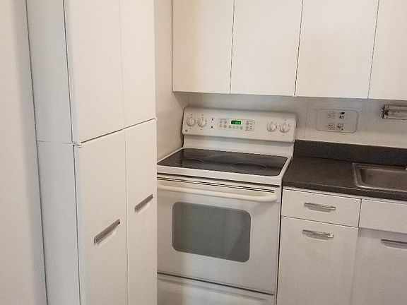 3rd image of 7337 S South Shore Dr APT 410
