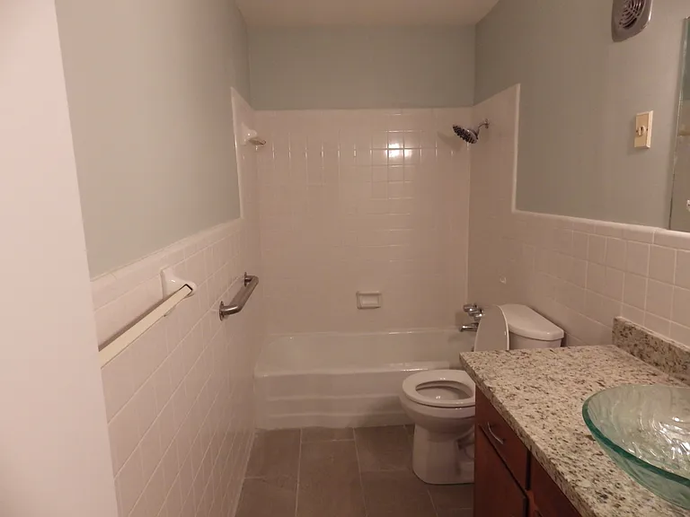2001 Scott St #22 — Photo 6