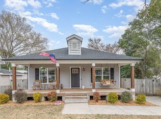 202 W Hill St, Benson, NC 27504