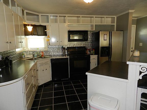 2nd image of 2512 N 47th Ter