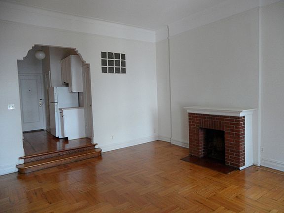 4th image of 6 Montague Ter APT 3B