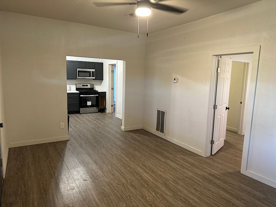 2nd image of 330 SW 27th St