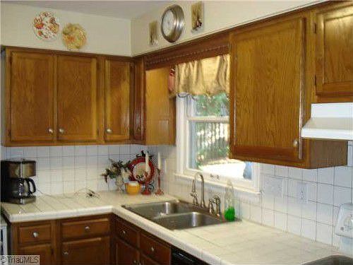 5th image of 5315 N Oaks Dr