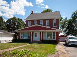 3054 Pennsylvania Ave #2, Dubuque, IA 52001