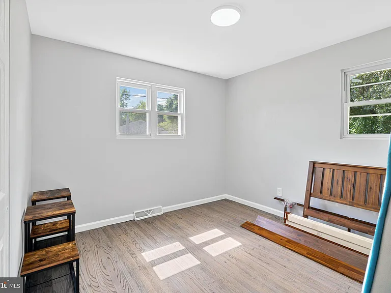 501 Bloomfield Dr — Photo 18
