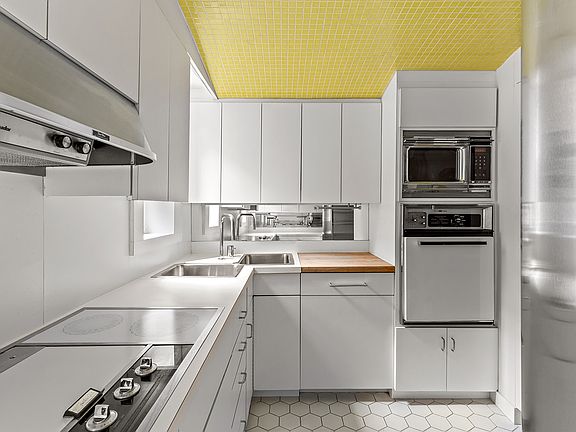 4th image of 575 Park Ave APT 1408