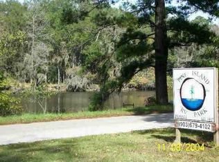 520 Pine Island Rd, Karnack, TX 75661