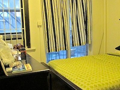 4th image of 56 W 39th St APT 3