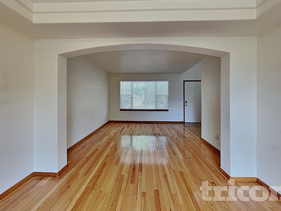 4th image of 5389 S Bahama Ct