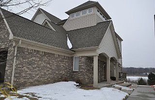 1st image of 828 Brandon Ave #1