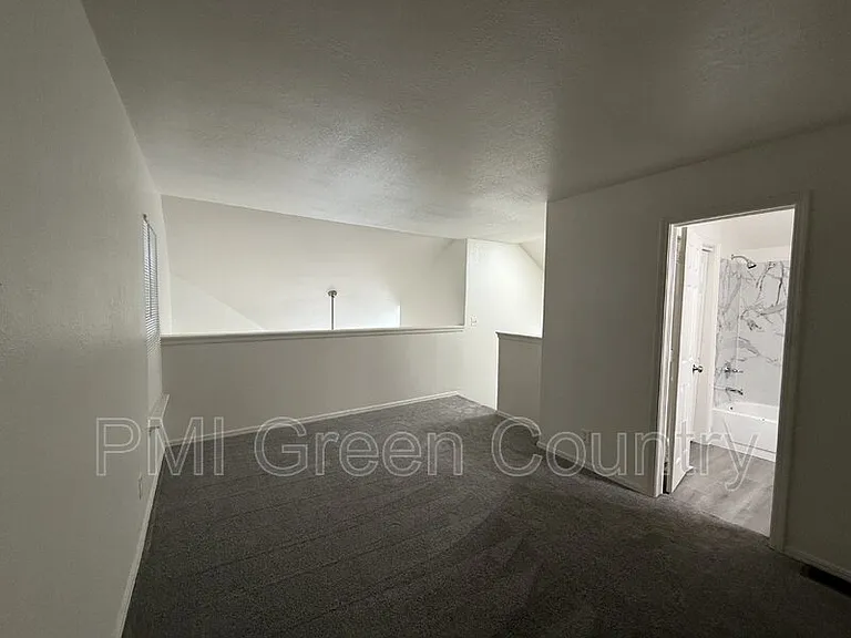 6639 S Victor Ave #G214 — Photo 7