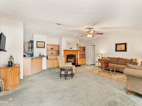 5th image of 219 Whisper Ridge Loop