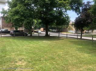 62 Seacrest Ave, Staten Island, NY 10312