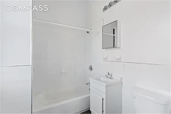 Rented by Compass | media 21