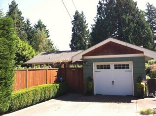 10320 Sand Point Way NE, Seattle, WA 98125