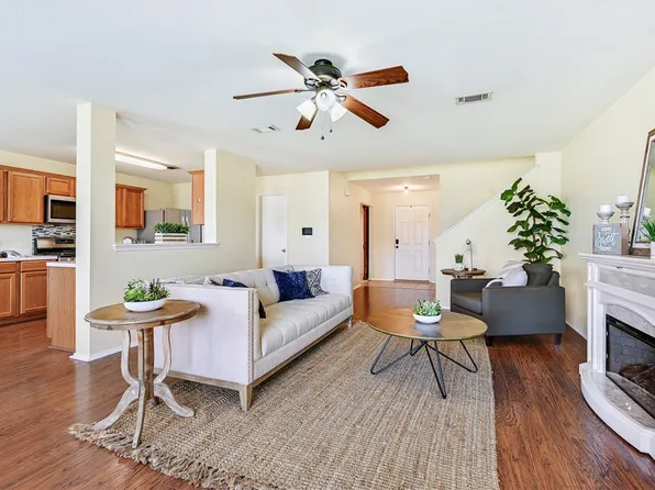 15132 Faircrest Dr, College Station, TX 77845