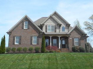 8208 Curraghmore Ct, Stokesdale, NC 27357