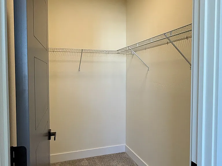 105 Colorado Ave #201 — Photo 15
