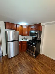 Rented by Bouklis Group