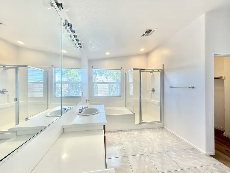 34619 Chinaberry Dr — Photo 19