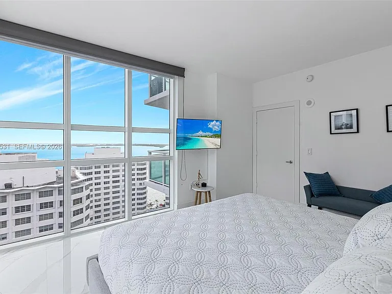 950 Brickell Bay Dr #2210 — Photo 9