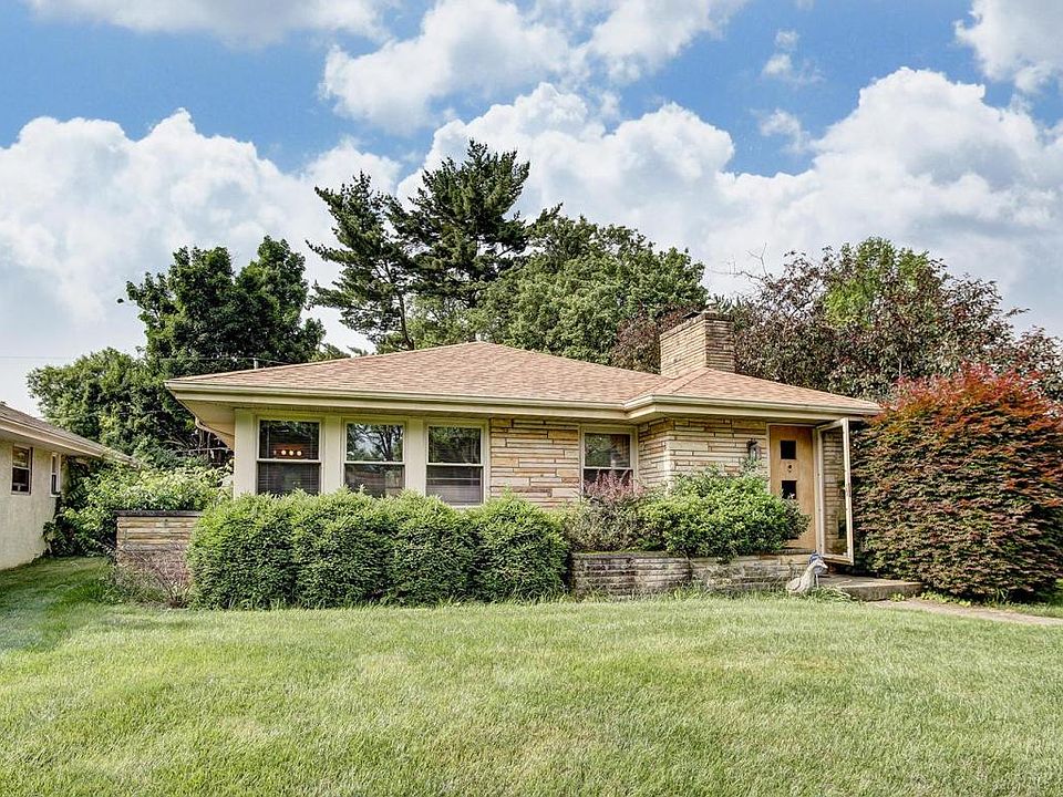 1st image of 157 Meadowlark Ln