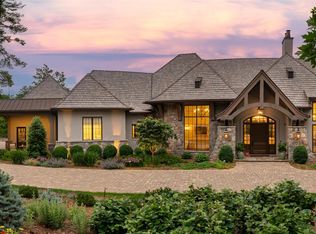 12 Landsdowne Ct, Asheville, NC 28803