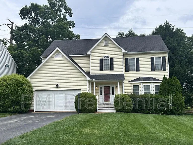 1213 Hawkins Wood Cir — Photo 1