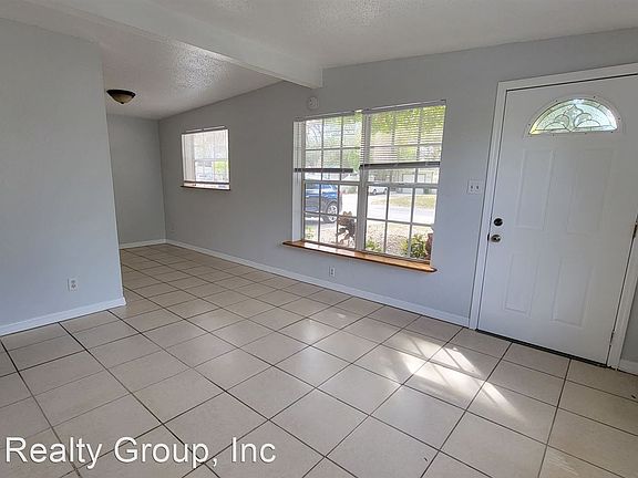 3rd image of 3731A Papai Dr