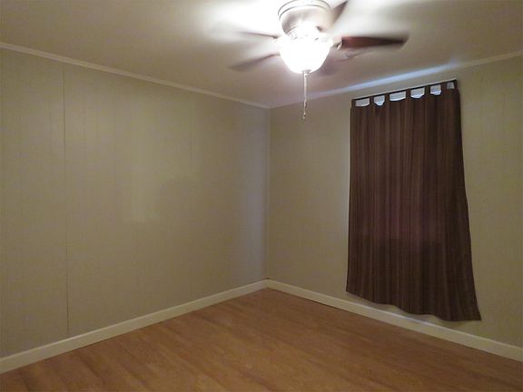 5th image of 106 Long Forest Dr #B