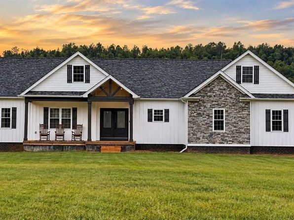 133 Cedar Cliff Church Rd, Horse Cave, KY 42749