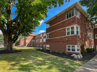 2020 W Market St, Akron, OH 44313
