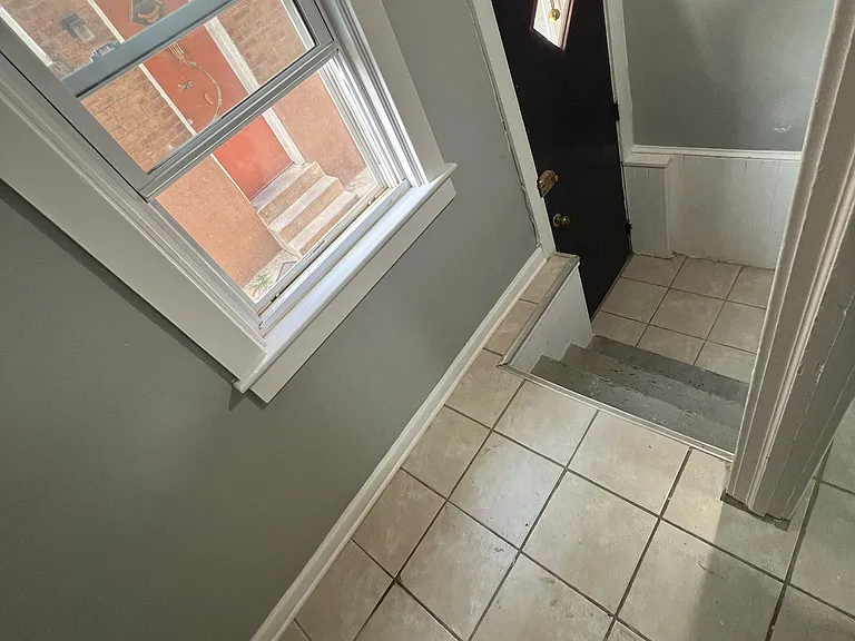 224 Bartlett Ave — Photo 18