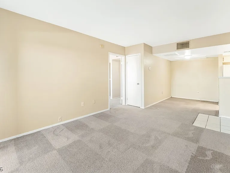 8070 W Russell Rd #1054 — Photo 5