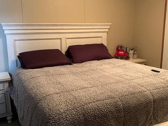 5th image of 408 S Vivian St