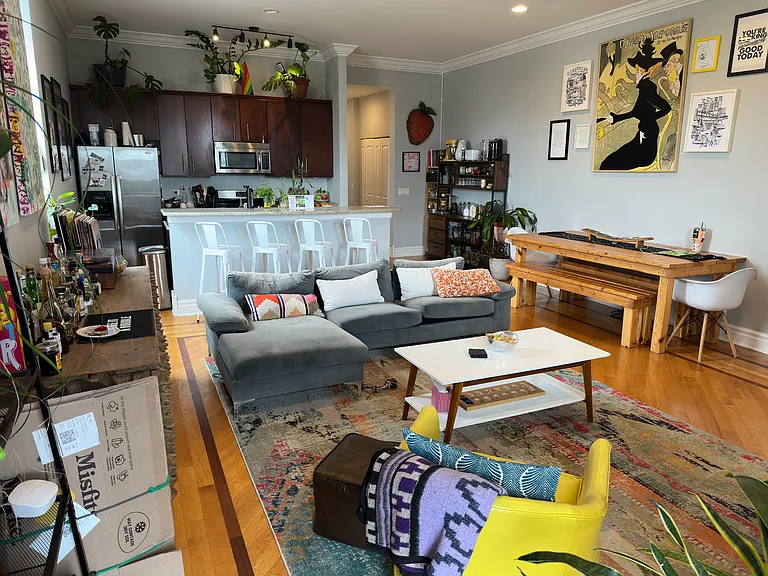 1135 W Chicago Ave #2W — Photo 9