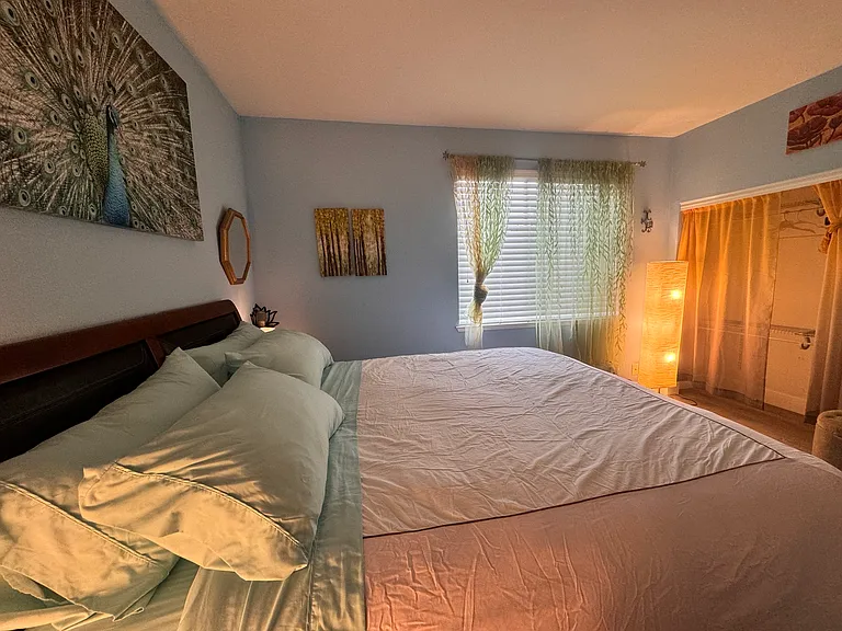 125 Lakeshore Ct — Photo 5