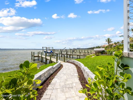 1313 Worth Ct NE, Palm Bay, FL 32905