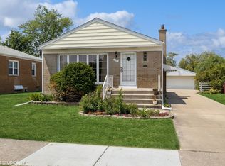 1452 Haase Ave, Westchester, IL 60154