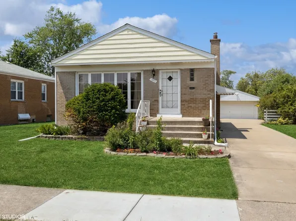 1452 Haase Ave, Westchester, IL 60154